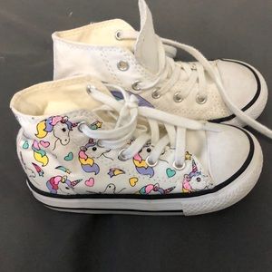 Toddler girl converse